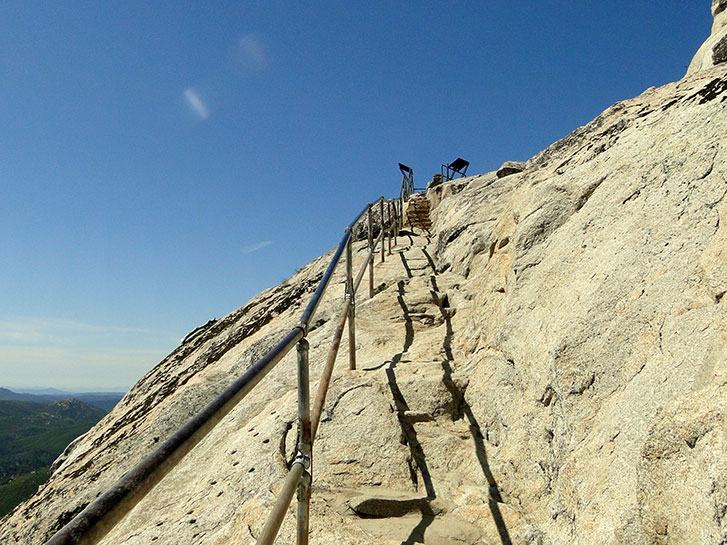 Stonewall Peak - Seven Best Mountain Hikes in San Diego County
