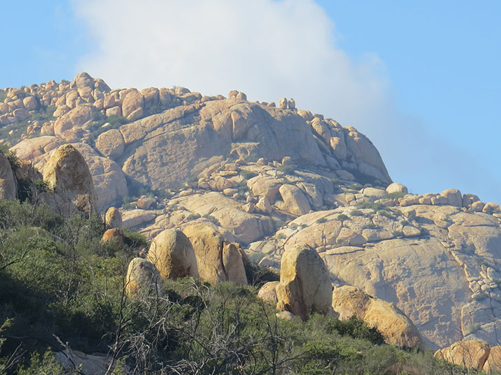 Best Inland Hikes in San Diego County - El Cajon Mountain