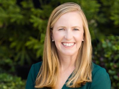 Headshot of Erin Chambers Smith