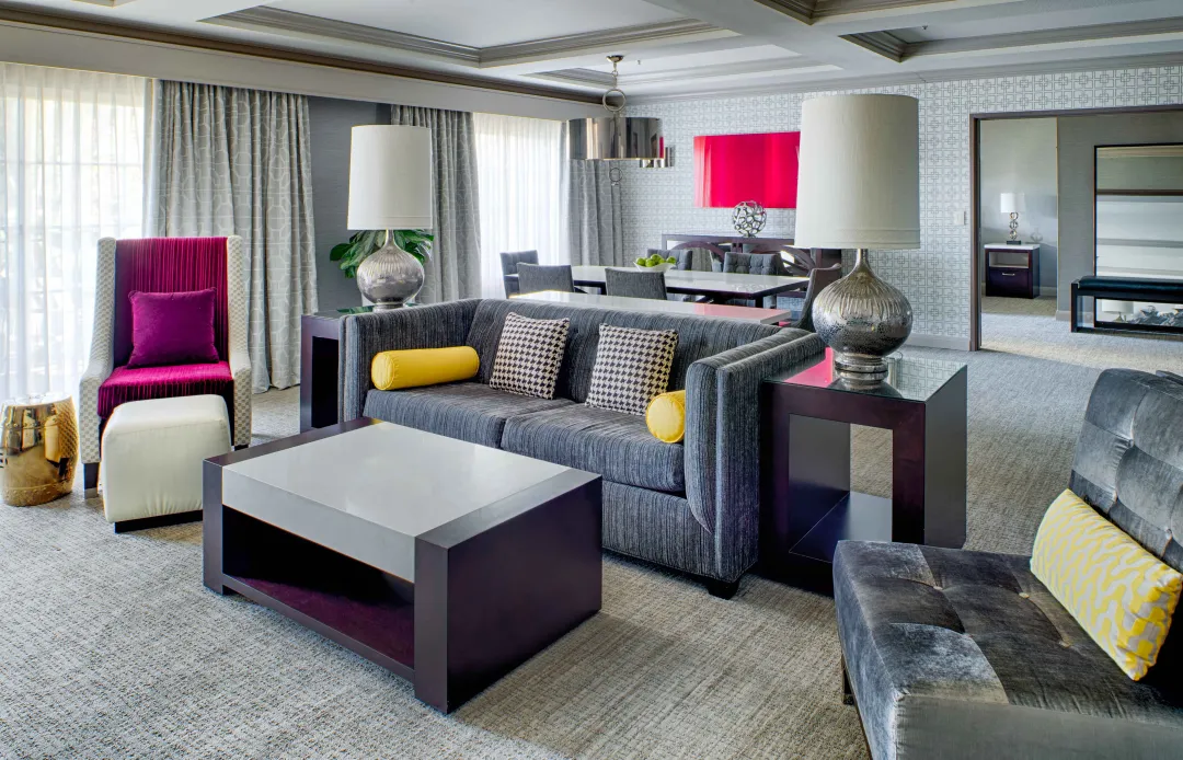 HiltonDelMar-SuiteLivingroom.jpg
