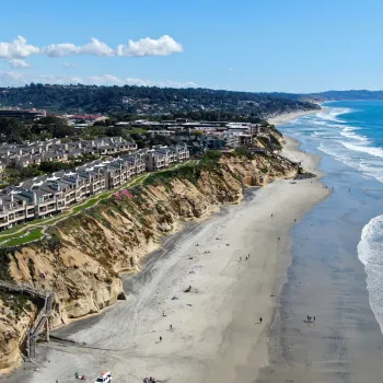Wide open sandy beaches of Solana Beach