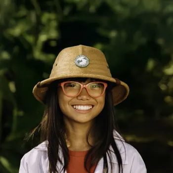 Young girl wearing a San Diego Zoo Safari Park hat in San Diego, CA