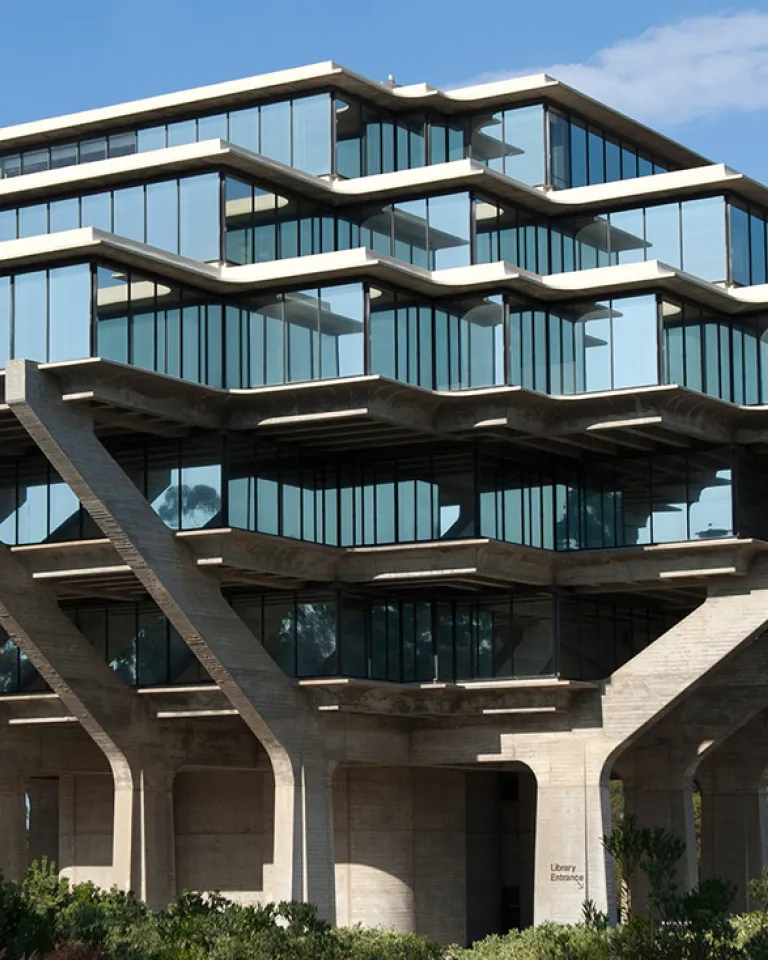 7 Modern Architecture Wonders 