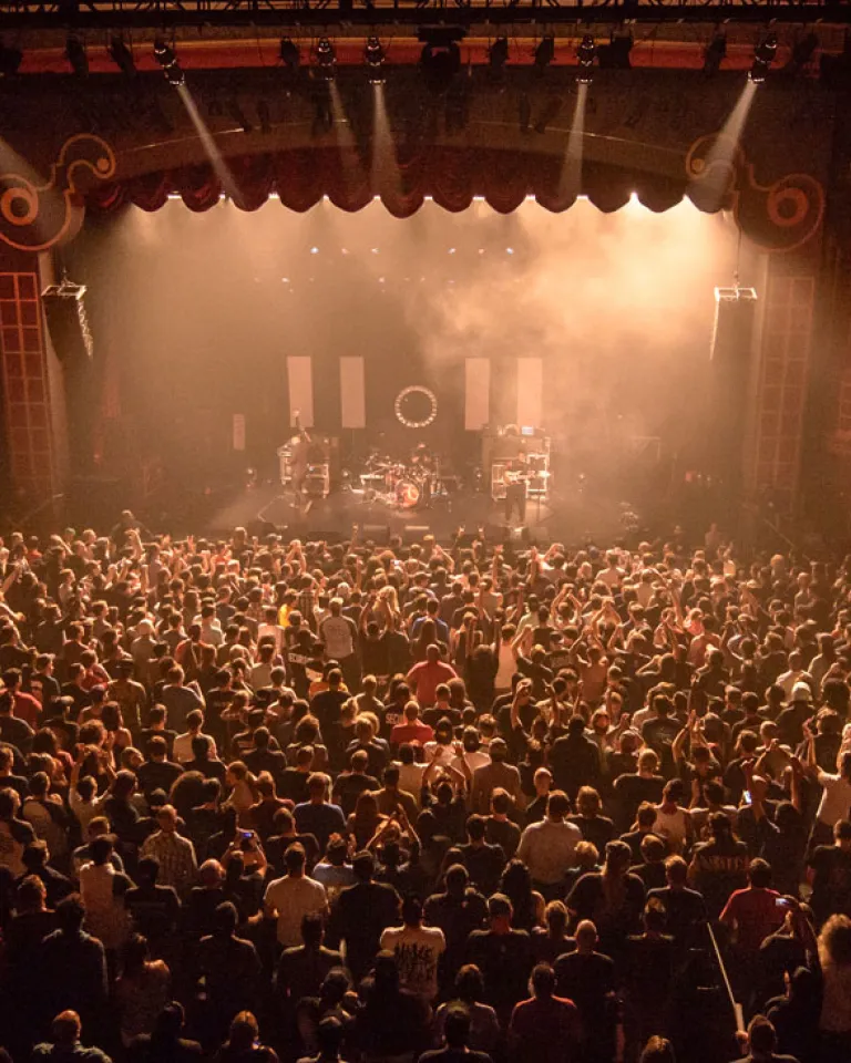 4 Incredible Large Music Venues