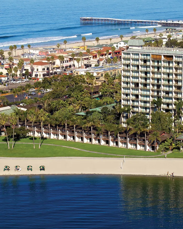 5 Spectacular Waterfront Venues