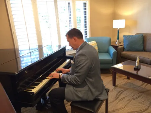 Empress Hotel Piano Suite