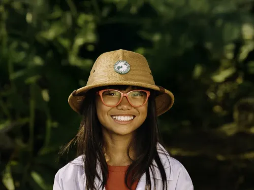 Young girl wearing a San Diego Zoo Safari Park hat in San Diego, CA