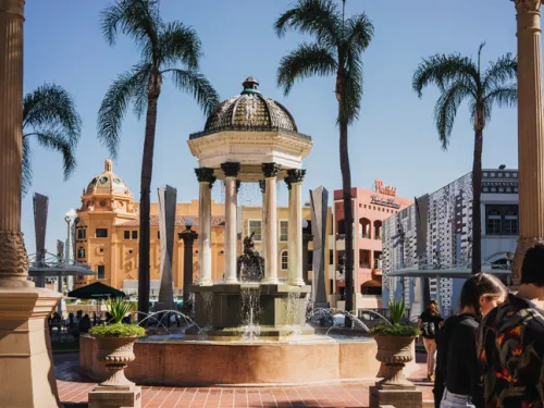Broadway Fountain