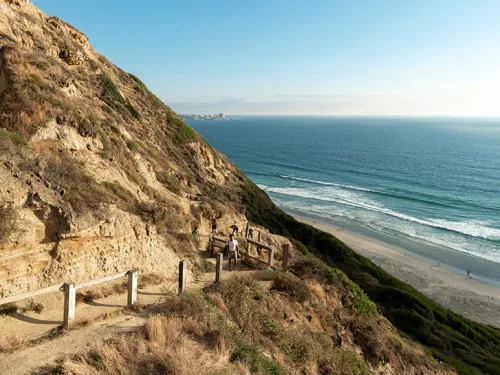 Hiking trail alongside Torrey Pines Cliffs in La Jolla, San Diego, CA