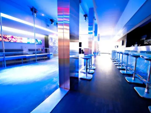 ONYX ROOM